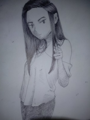 Chica apuntando con la mano en forma de arma